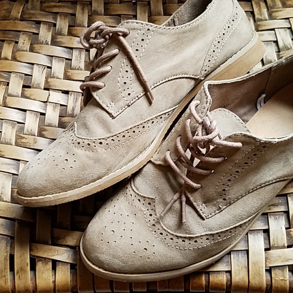 GAP Shoes - 📌3/$20 GAP Oxford Shoes